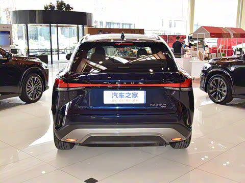 2026�� 350h ����������