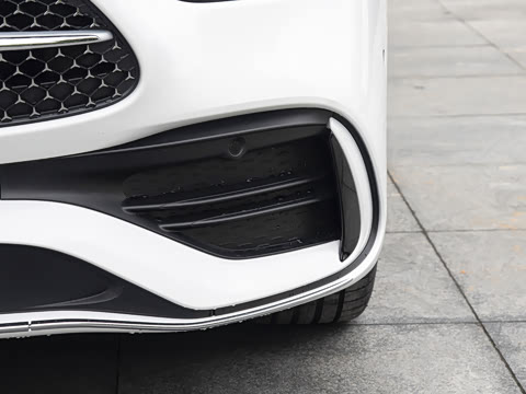 2026�� C 260 L �˶������