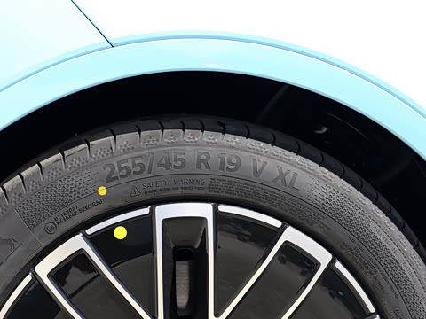 2026�� 1810 Max