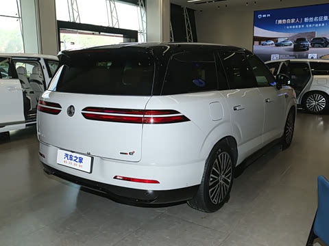 2025�� ������