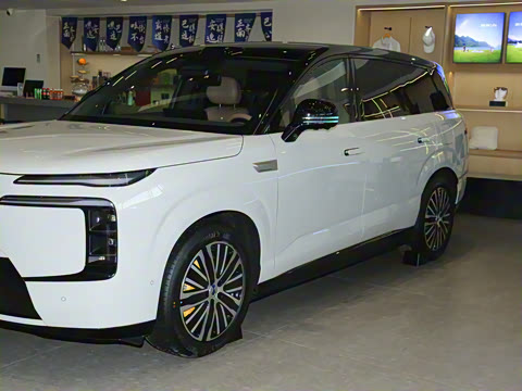 2025�� ������