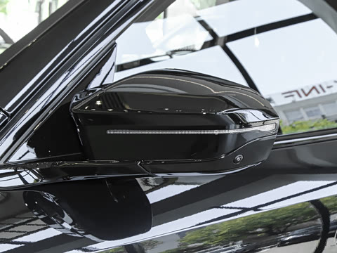 2026�� M50 xDrive