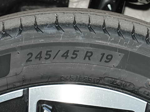 2025�� sDrive25Li X�����װ