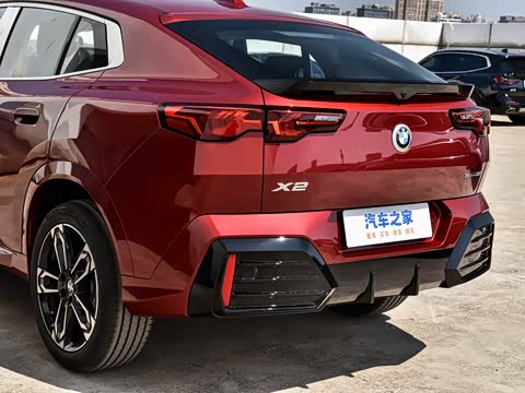 2026�� sDrive25i M�˶���װ