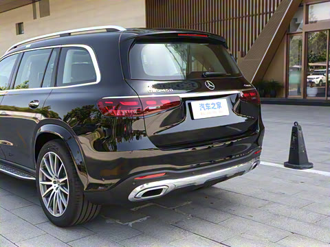 2025�� �Ŀ� GLS 450 4MATIC ������