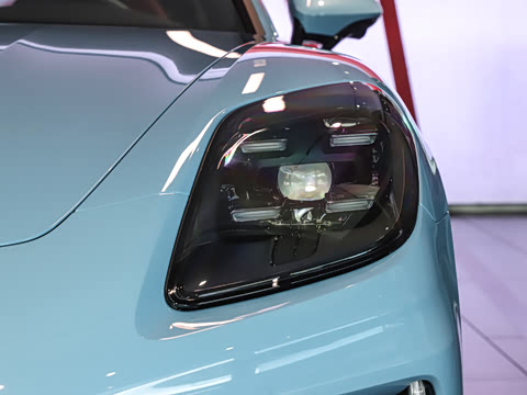 2026�� Panamera ������ 2.9T