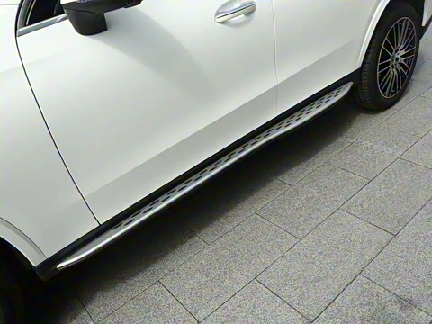 2025�� �Ŀ� GLC 300 L 4MATIC ������ 5��