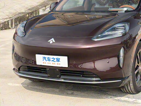 2025�� 670 Max��