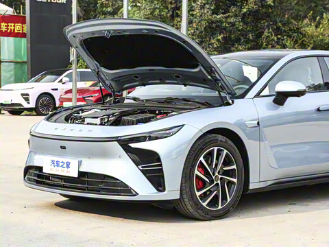 2025�� ���� Plus ��������