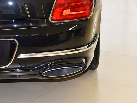 2026�� 4.0T V8 ��׼��