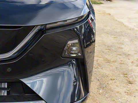 2025�� ����200 Pro