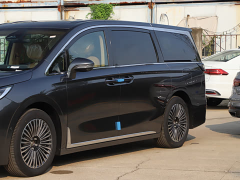 2025�� PHEV �������������