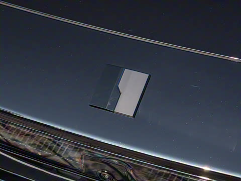 2025�� 240����Ultra