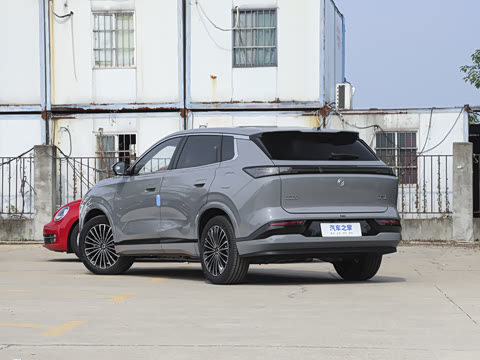 2025�� 185KM�����