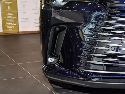 2026�� 300 ����������