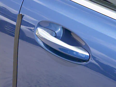 2025�� GLB 220 ʱ����