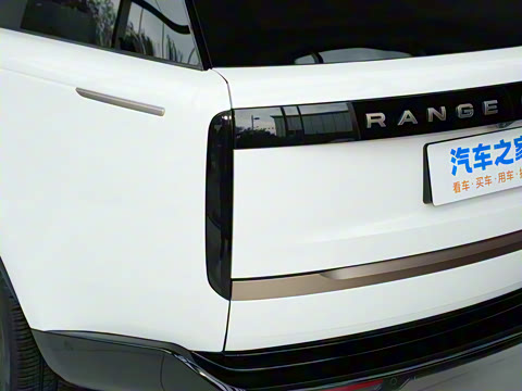 2024�� 4.4 V8 SV���ٴ����ӳ��� 4��