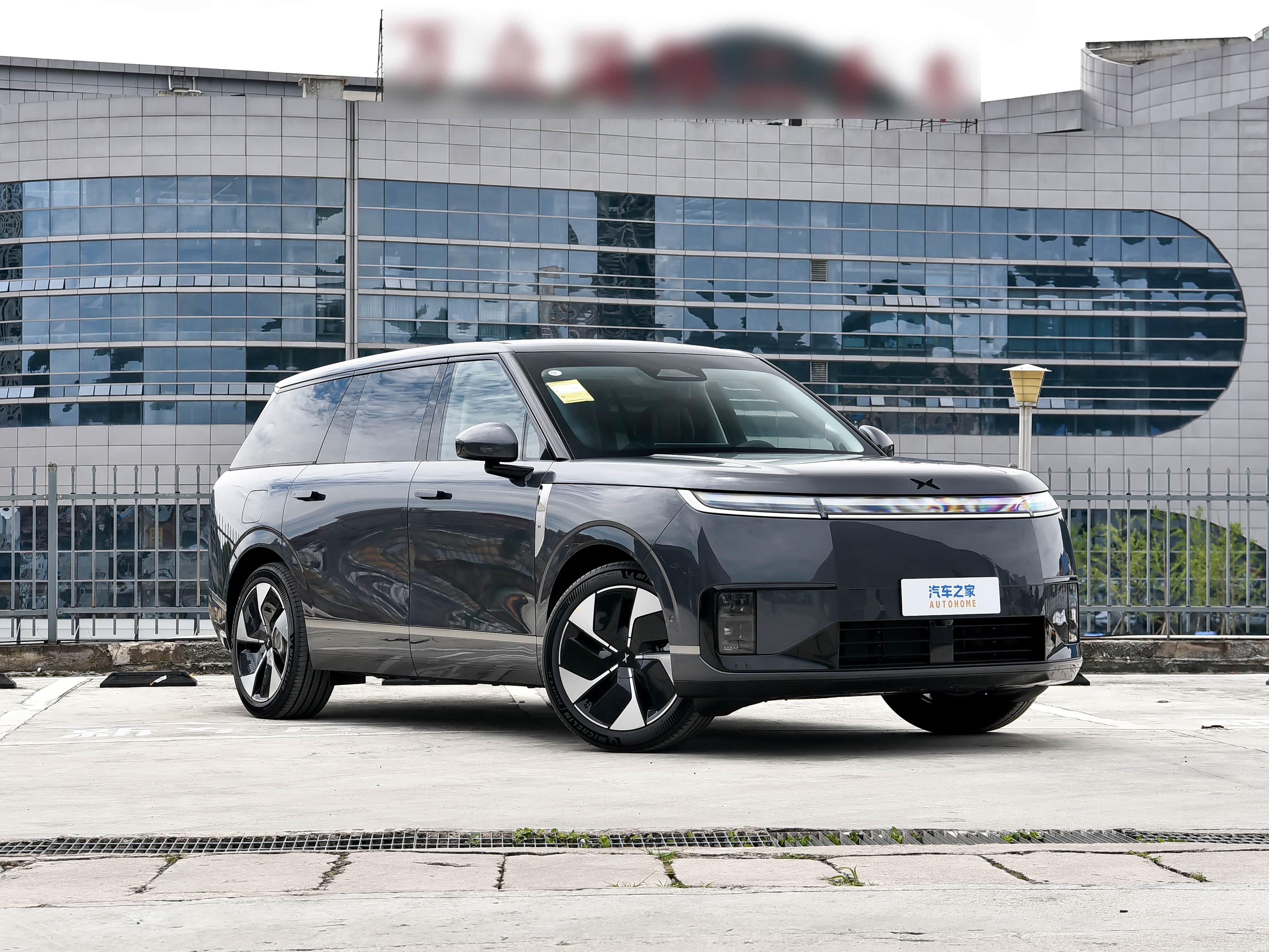 XPeng GX, миниатюра 3