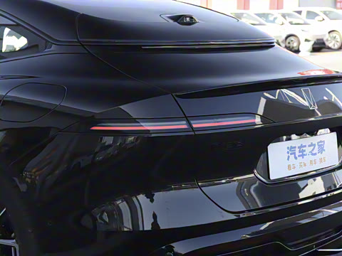 2025�� Elite���̰�