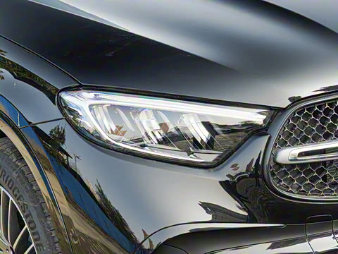 2026�� GLC 300 L 4MATIC ������ 5��