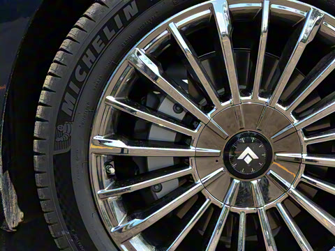 2025�� �Ŀ� 350 Max���������״��