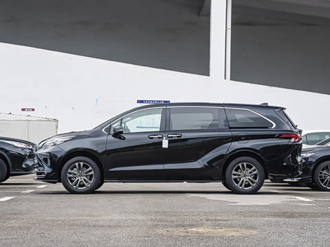 2027�� 2.5L ˫������������