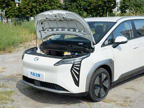 2025�� Plus 430 ������