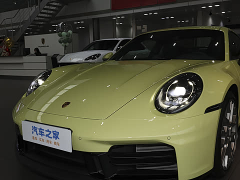 2026�� Carrera 3.0T