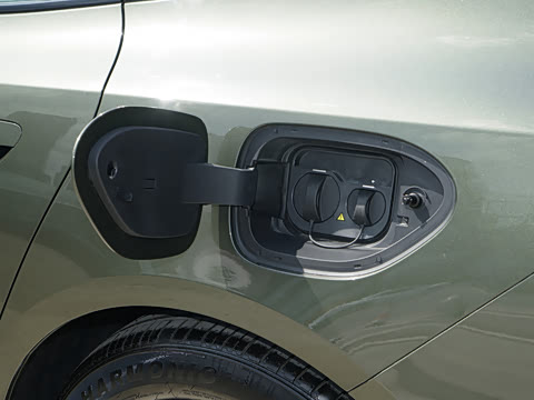 2026�� ���� 565 Plus