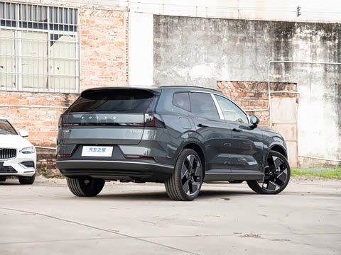 2026�� ������������Plus