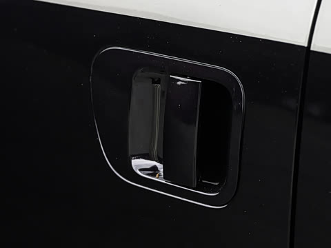 2027�� 2.0L ������ 7��