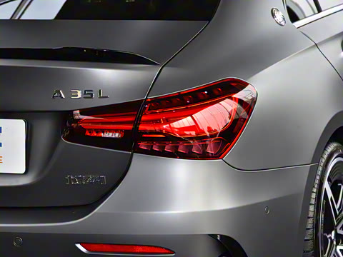 2026�� AMG A 35 L 4MATIC