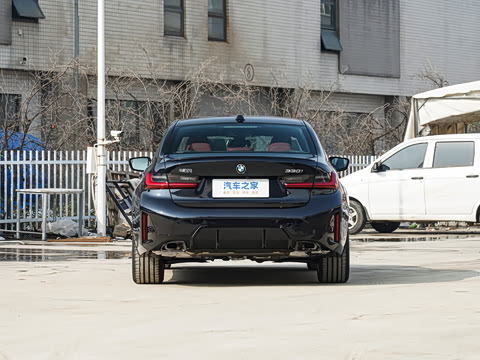 2026�� 330i M�˶���ҹ��װ