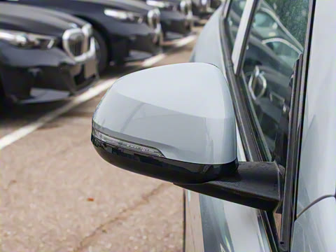 2025�� xDrive25Li M�˶���ҹ��װ