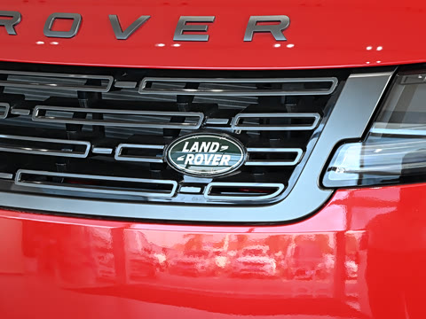 2025�� 400PS Dynamic SE