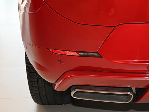 2025�� 400PS Dynamic SE