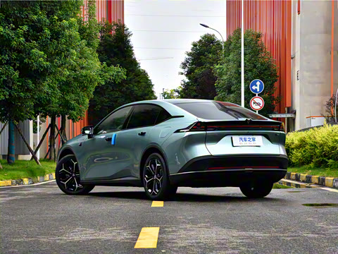 2026�� 240Ultra��ΪǬ��ADS SE��