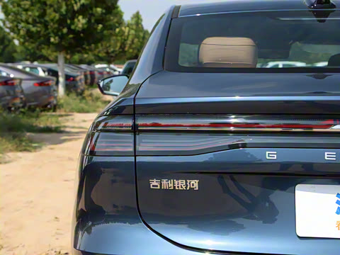 2025�� EM-i 70km ̽����