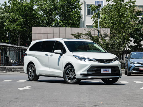 2027�� 2.5L ˫������������