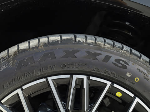 2027�� 2.0T ˫������������