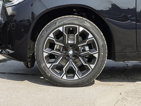 2026�� xDrive30L ������ M�˶���ҹ��װ