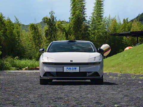 2025�� 240����Ultra