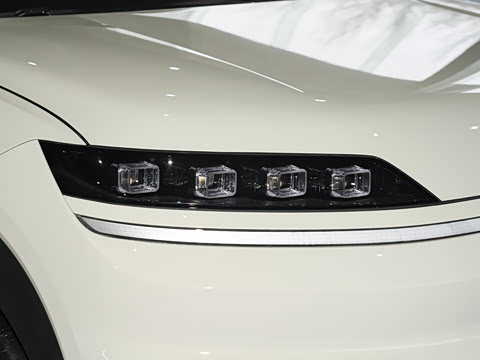 2025�� ����SMART�� 64.2kWh