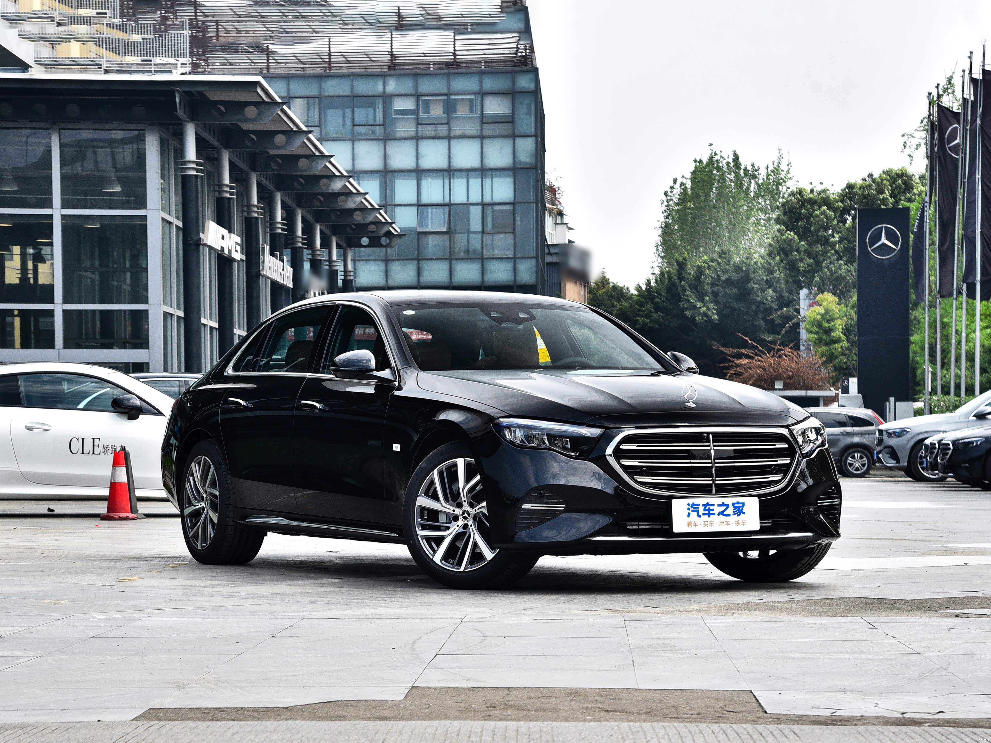 Mercedes-Benz E, миниатюра 3