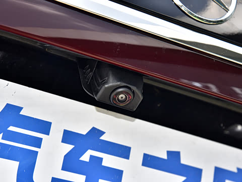 2026�� �Ŀ�� E 300 L ʱ����