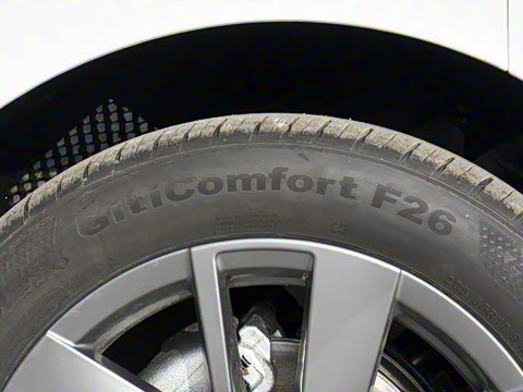 2026�� ���L 300TSI ��а�