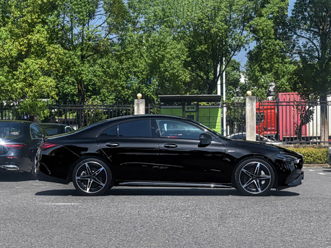 2026�� AMG CLA 35 4MATIC