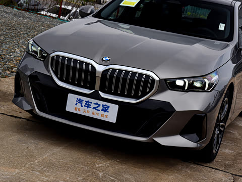 2026�� 525i M�˶���װ