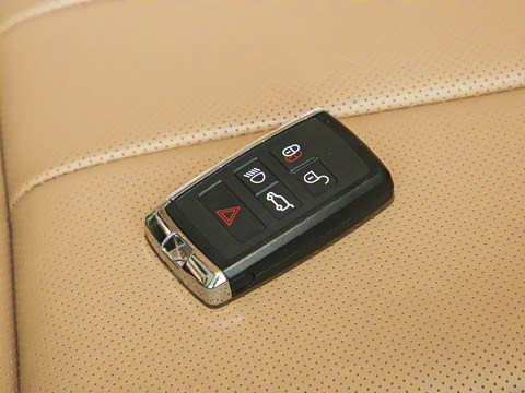 2025�� 3.0 L6 400PS �����ӳ���