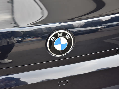 2026�� 740Li ������ M�˶���װ